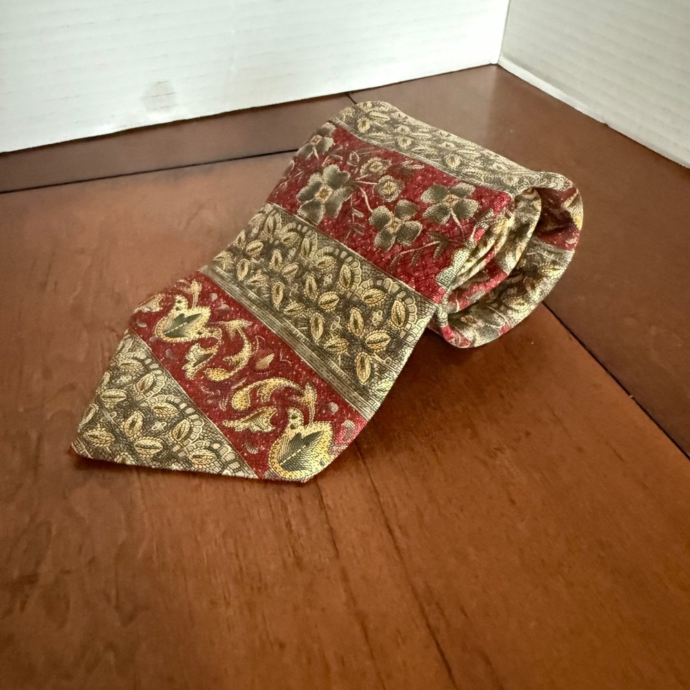 Etienne Aigner Silk Necktie Mens Red Gold Green Floral Pattern Designer